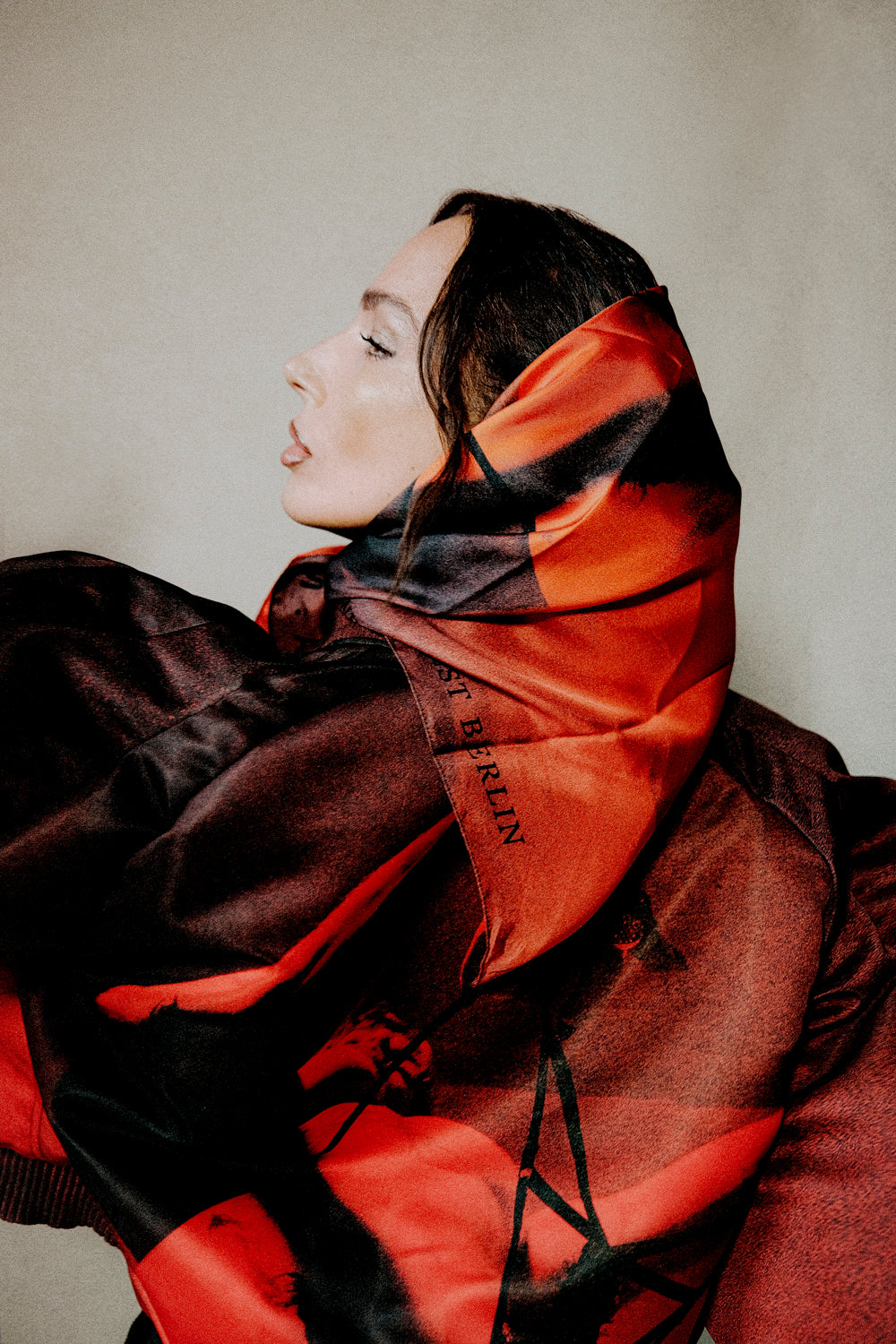 Kollektionen → AMA x Puria Safary – Limited Silk Piece